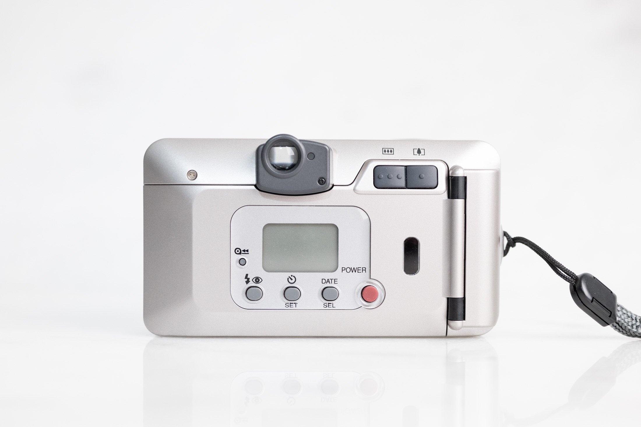 Fujifilm Zoom Date 125 EZ Point and Shoot 35mm Film Camera - Fully